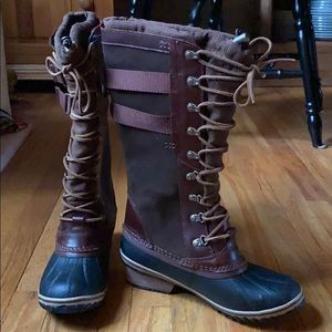 Sorel Conquest Carly waterproof boots